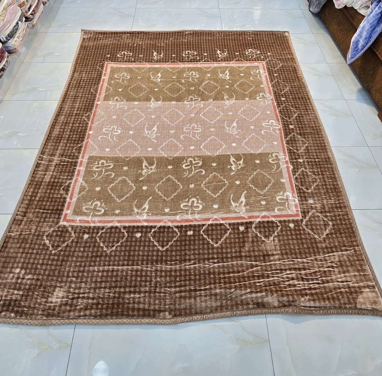 American Cloudy Blanket King Size Brown Tan