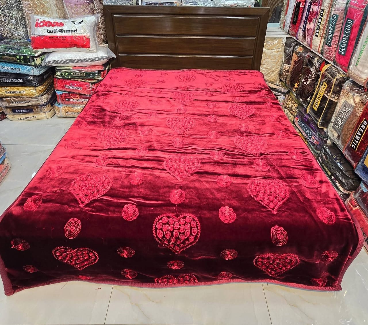 Love forever Blanket Red